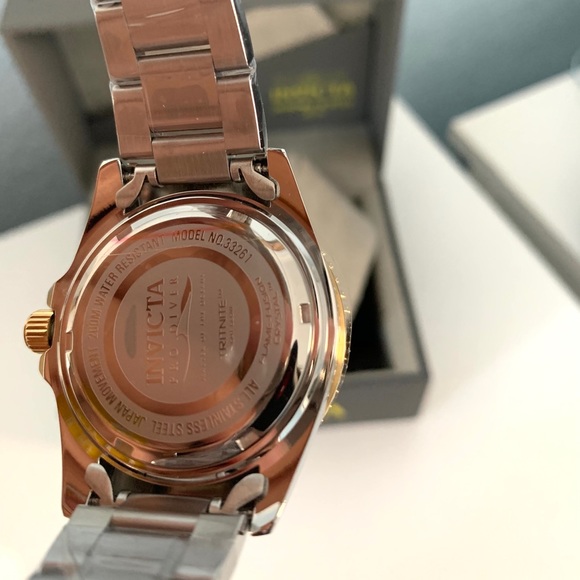 NWT INVICTA his and hers pro diver watch set - Picture 7 of 7